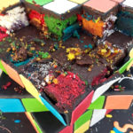 Rubik Torte zerstört