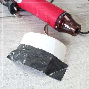 Manchmal ist es beim Plotten von Vinyl nötig Folien zu dehnen. Hier wird gezeigt, wie eine solche Folie aussehen kann.