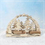 Ein Mini-Lichterbogen aus drei Ebenen mit Klötzchen kombiniert. Das Motiv zeigt ein Reh vor einer Baumkulisse.